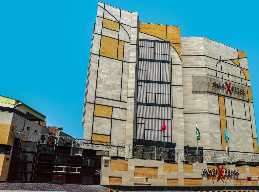 Avari Xpress Multan, Multan