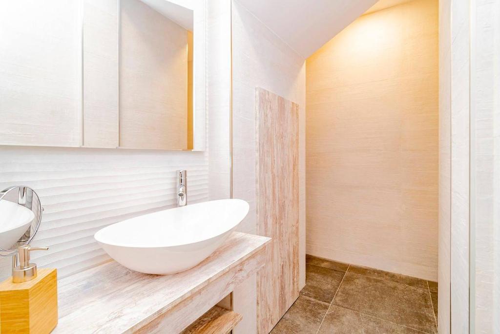 Marvelous Duplex 3 Bedrooms in La Latina by Batuecas - 4