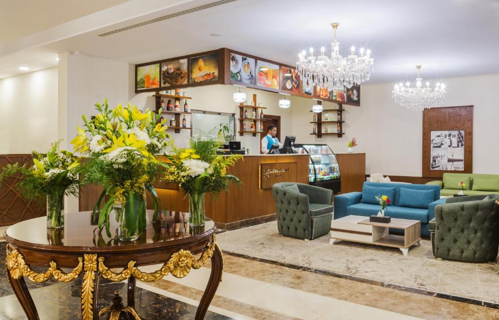 フロント・ロビー