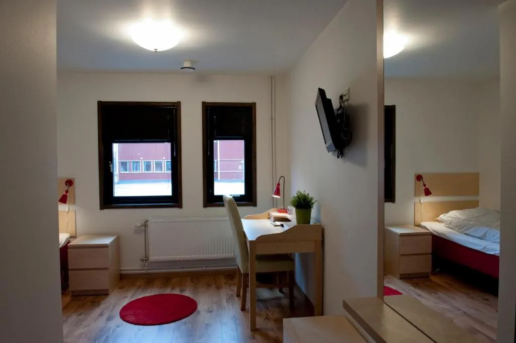 Valbergsängen Hotell & Vandrarhem，位于图什比的酒店