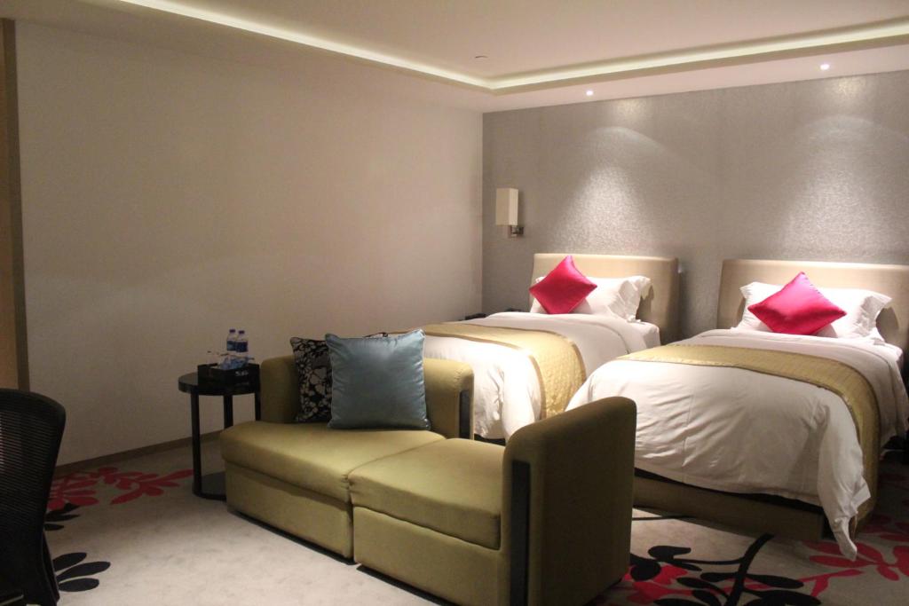 V Hotel photo