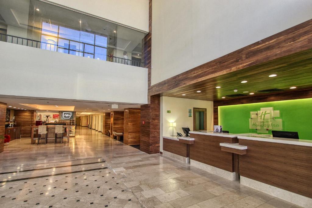 Holiday Inn Leon photo