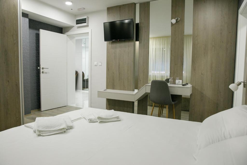 Fine Suites photo