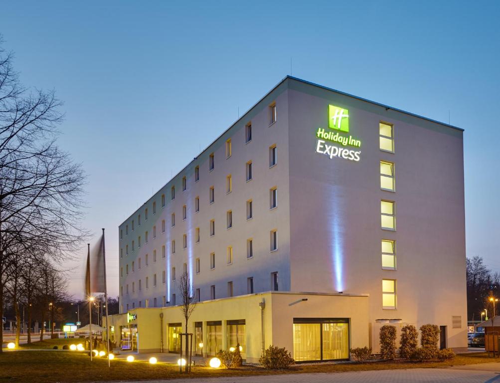 Holiday Inn Express Neunkirchen photo