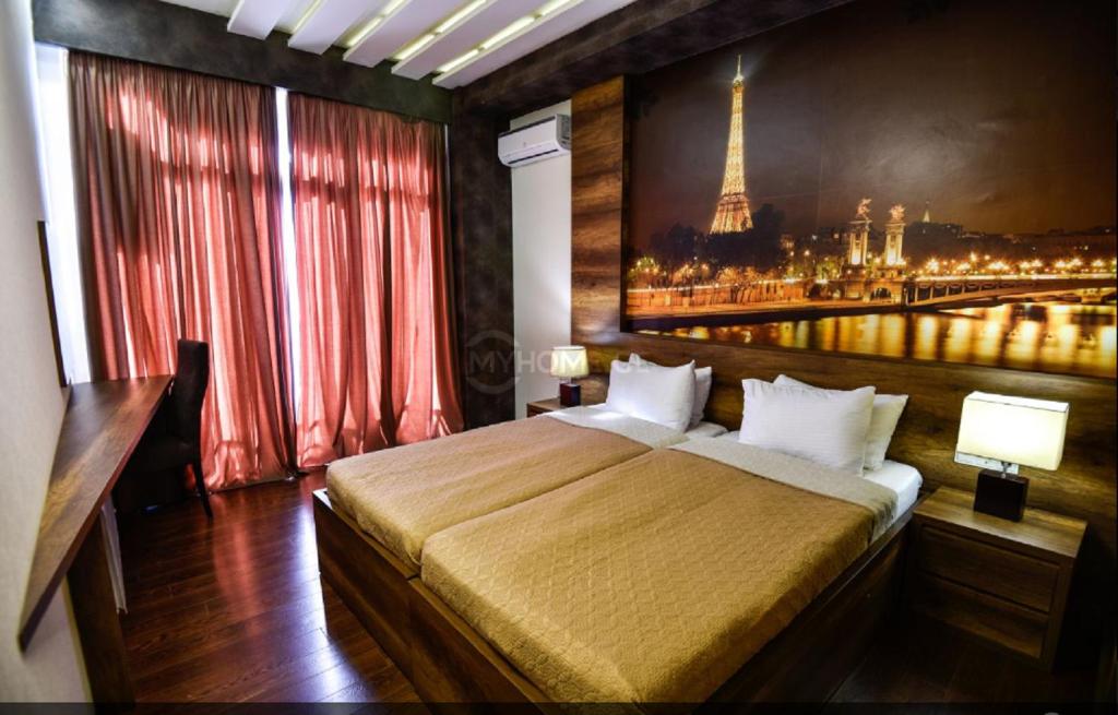 Freedom Square Apartment, Tbilisi