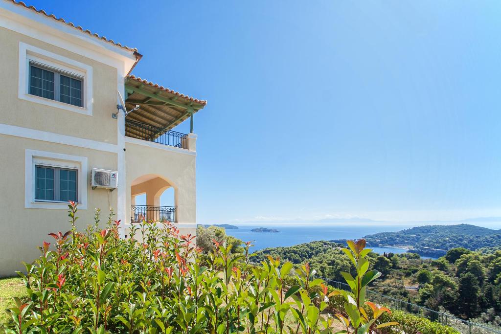 Villa Heliotropio photo