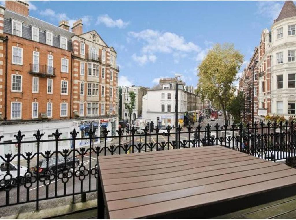 Kensington Terrace — Hotel in London