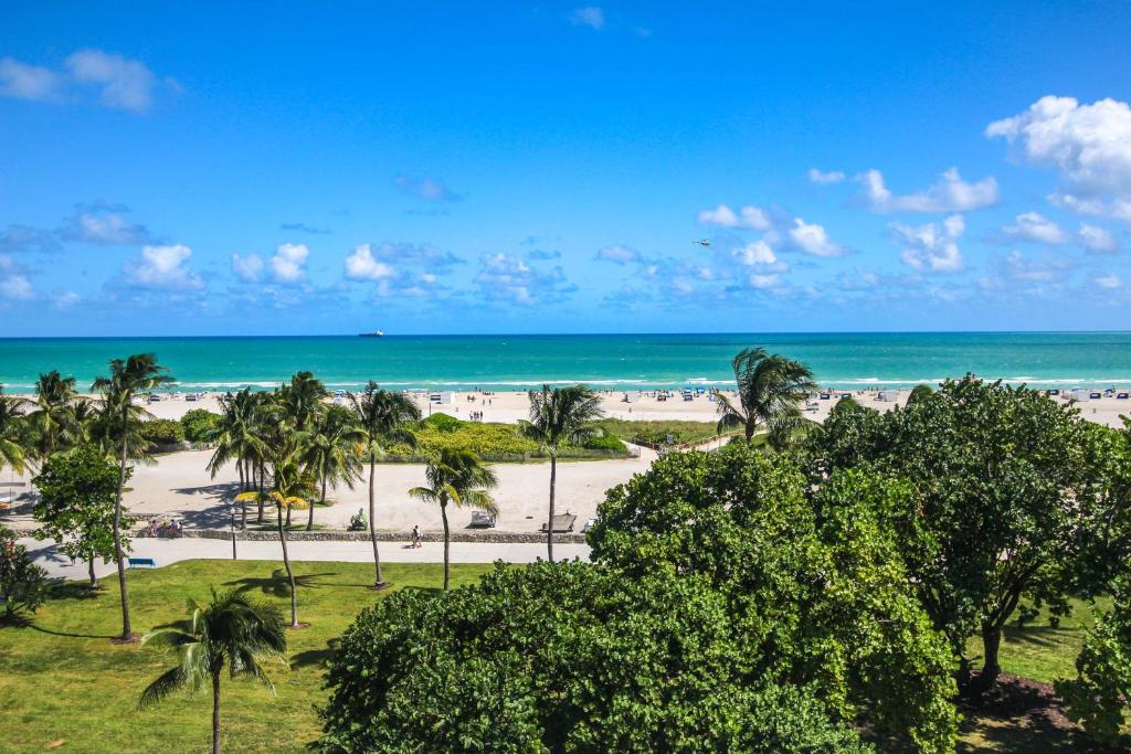 Ocean Drive Apartments with Rooftop Pool, South Beach, Miami photo