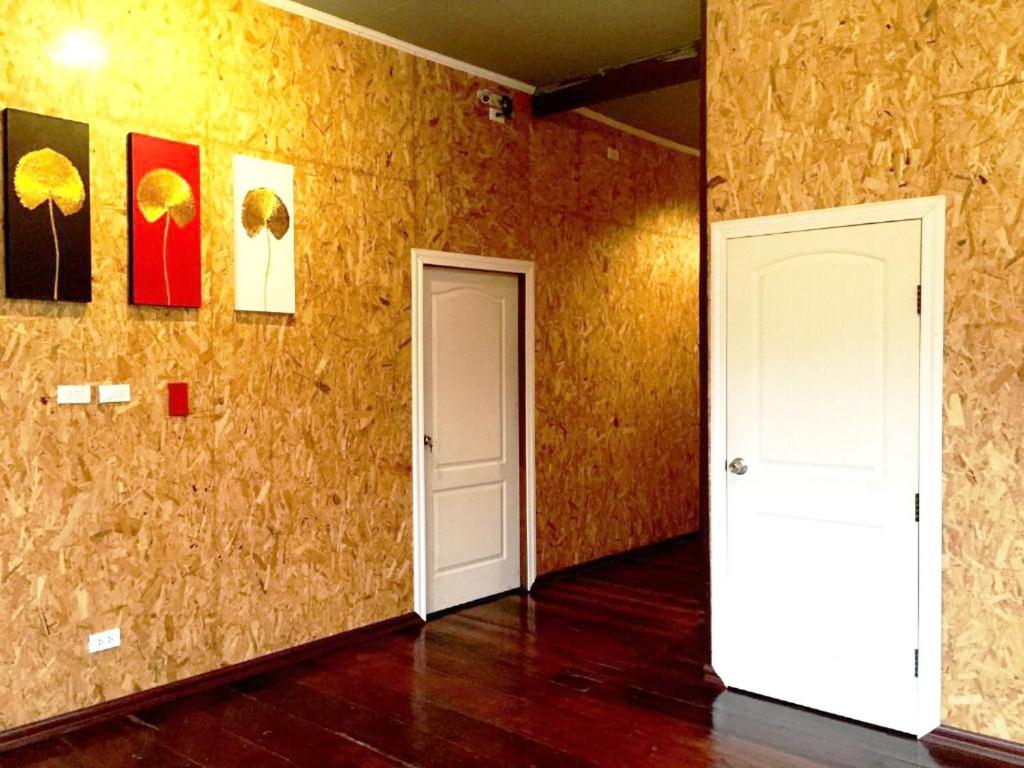 Aenguy Hostel photo