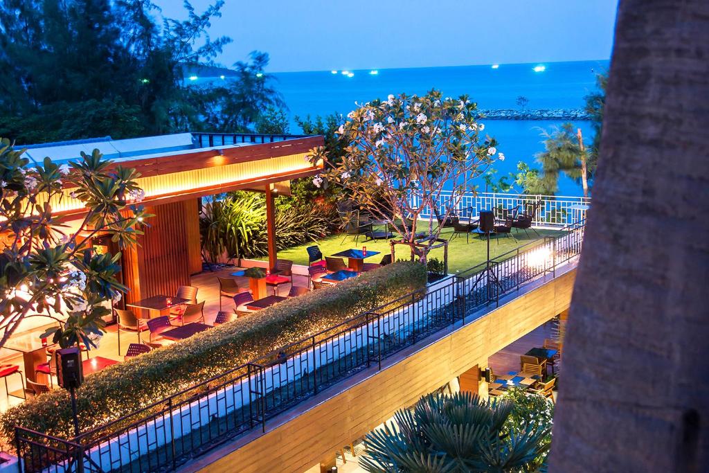 ตรีชวา รีสอร์ท (Tri - Shawa Resort)