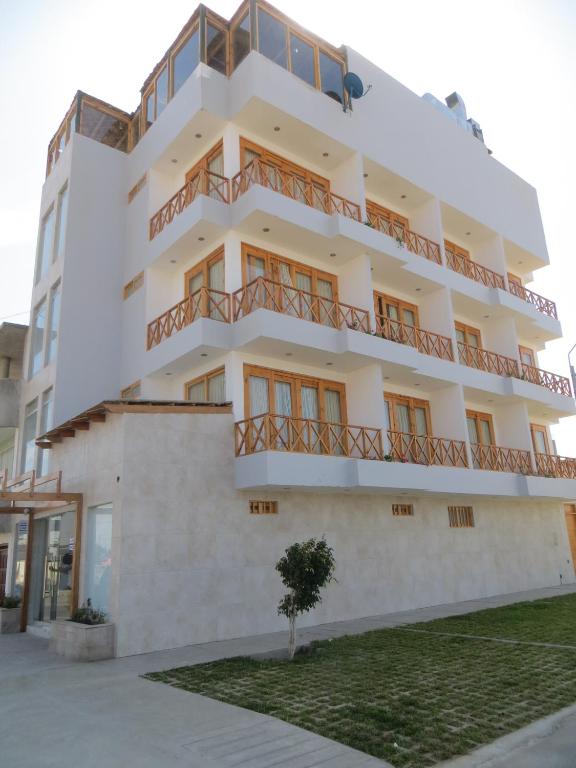 Hotel Los Flamencos - 5