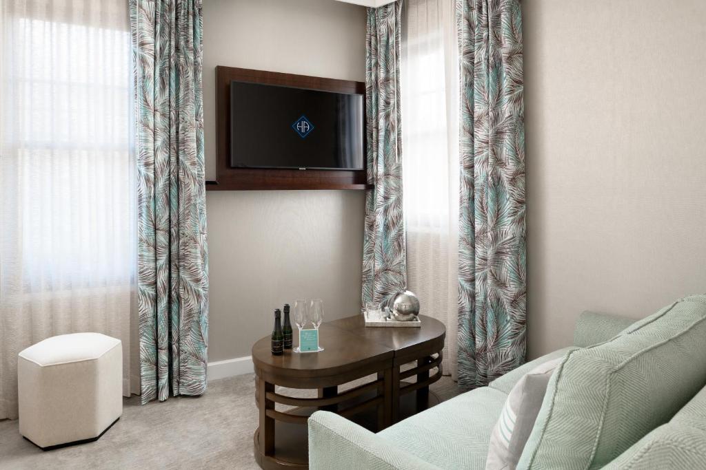 Hotel Atwater photo
