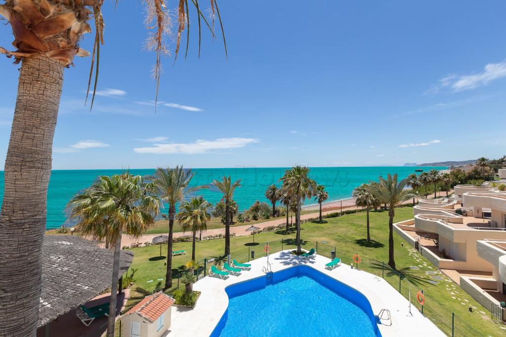 Bermuda Beach 52 Estepona View Deal Guest Reviews