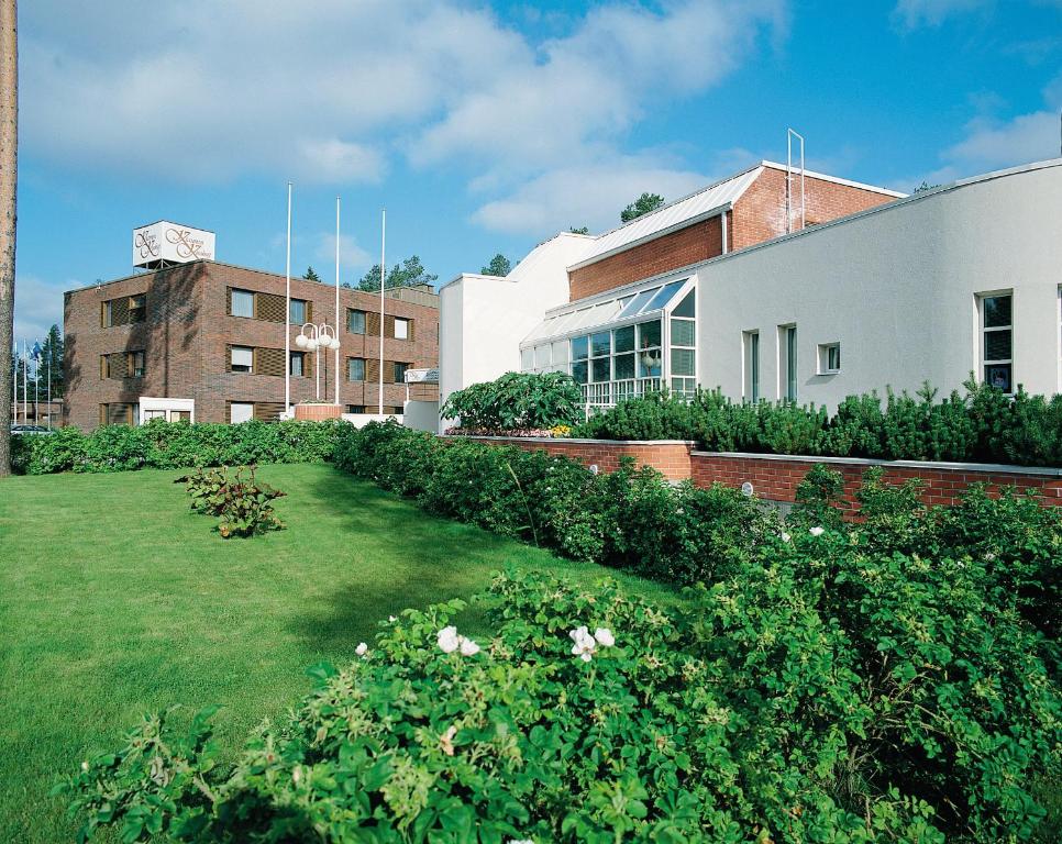 Kylpylähotelli Kiannon Kuohut 수영장