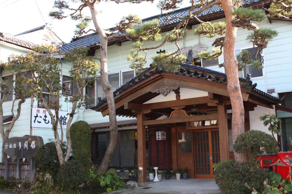 Tamonkan — Hotel in Tsuruoka