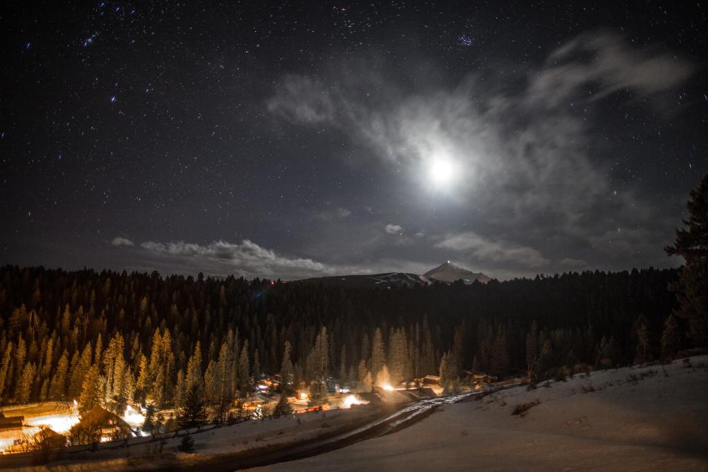Lone Mountain Ranch photo