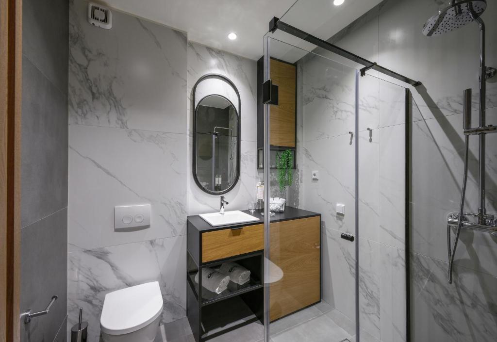 Olvios Luxury Suites photo