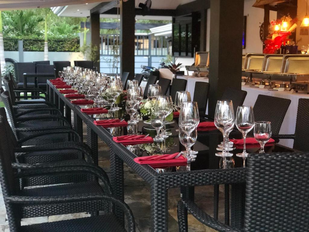 アロナ ロイヤル パーム リゾート (Alona Royal Palm Resort) レストラン