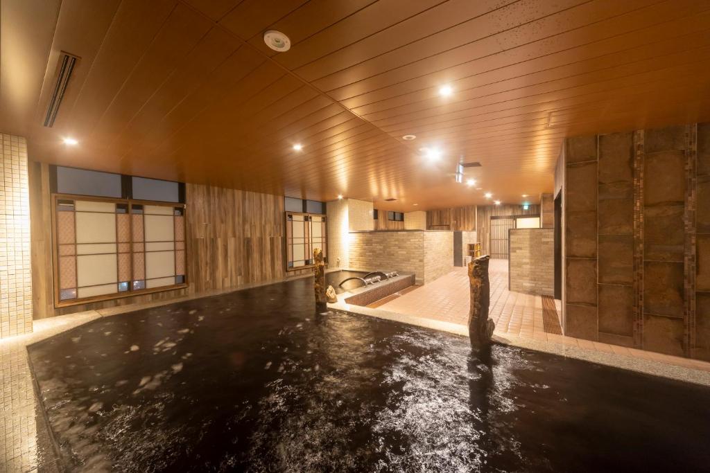 Hot spring bath