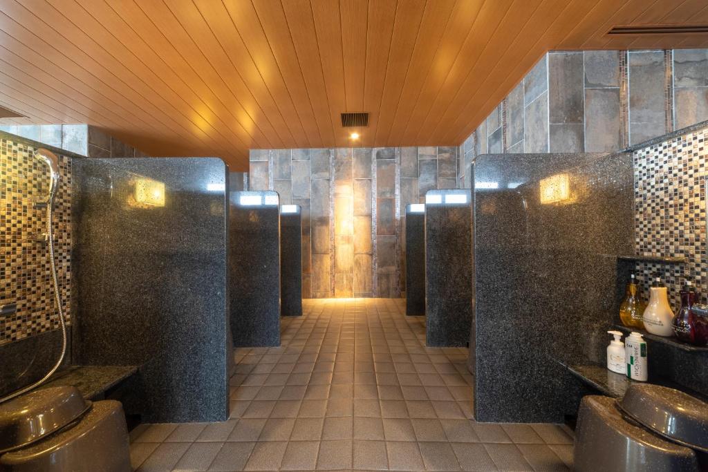 2. 도미 인 가와사..