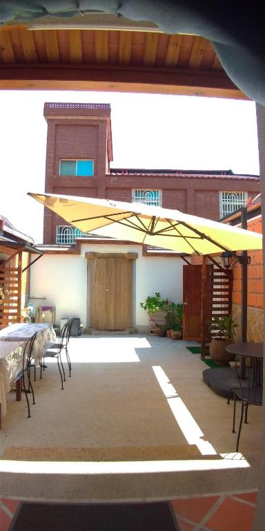 Shared lounge/TV area