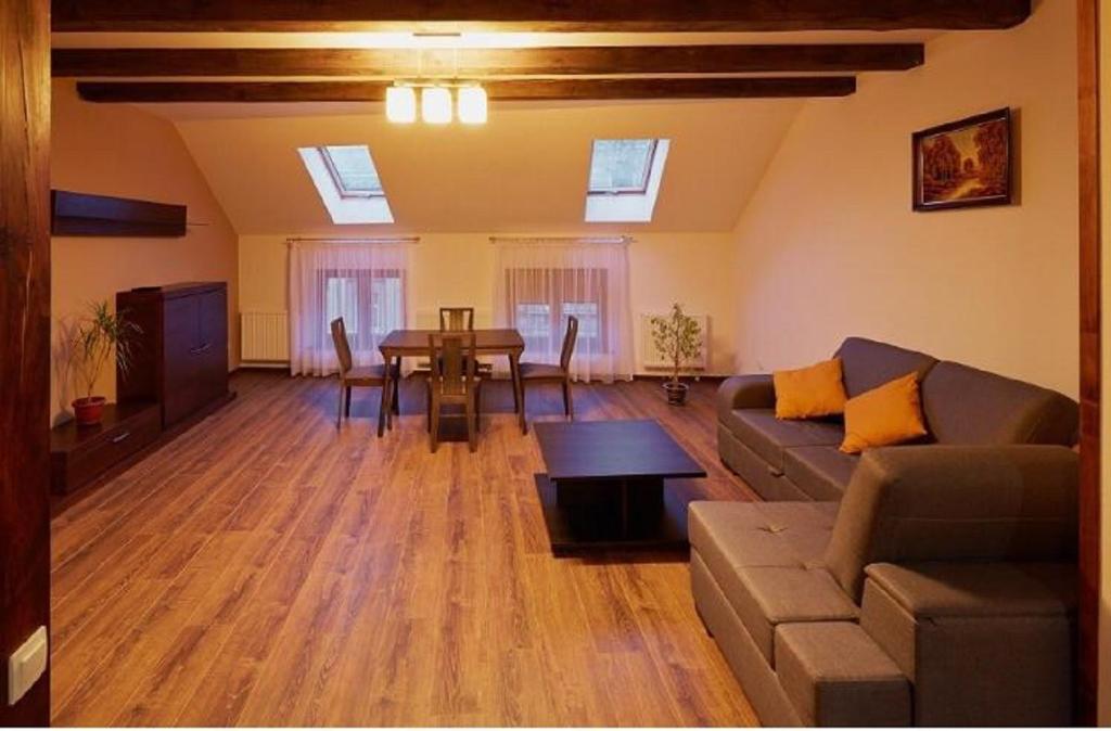 Apartment on Lychakivska, Lvov