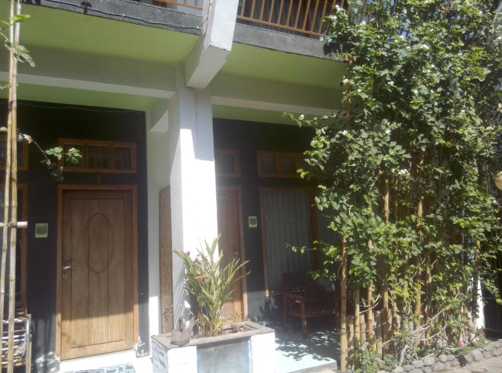Lara Home Stay photo