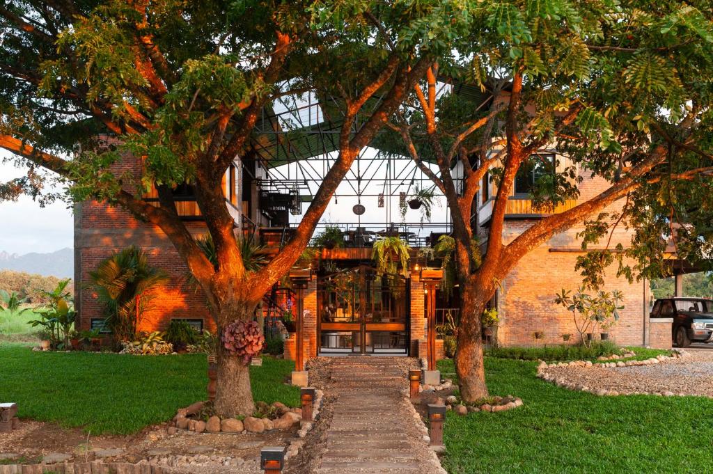 ทางเข้า