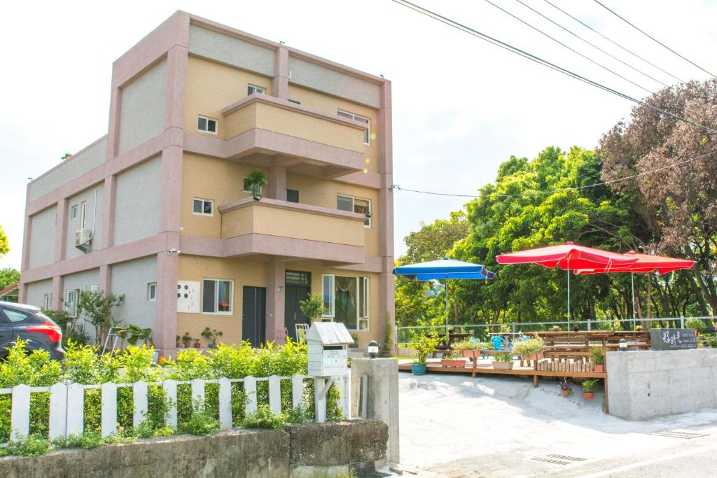 ファーリェン グッド タイムズ ビーアンドビー ホール ヴィラ フォー シックス トゥエンティー ゲスツ ルームズ アロケイテッド バイ グループ サイズ (Hualien Good Times B&B – Whole Villa for 6–20 Guests, Rooms Allocated by Group Size) 外観