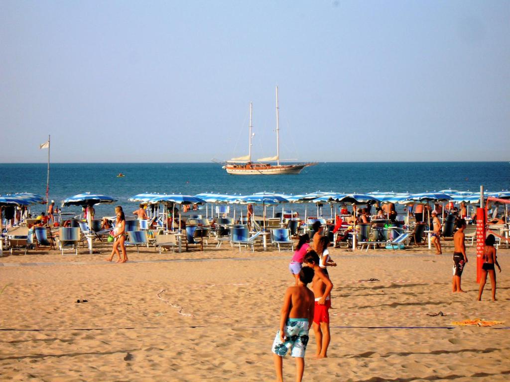 Baia Degli Aranci Suite & Apartments photo