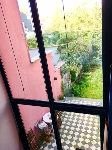 Rez/duplex 3 ch et jardin — Hotel in Brussels