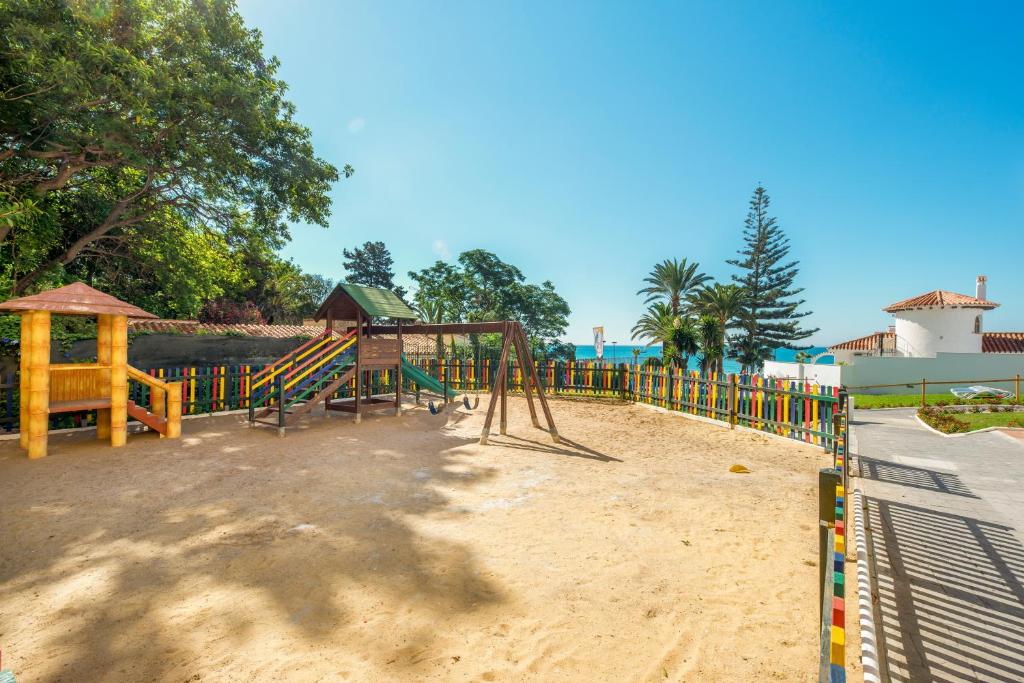 Globales Gardenia — Attractions for children in Fuengirola, Andalusia
