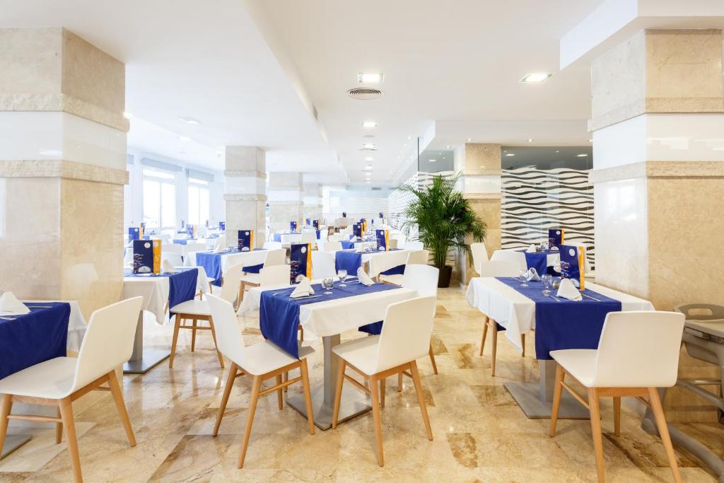 Globales Gardenia — Restaurant & bars in Fuengirola, Andalusia
