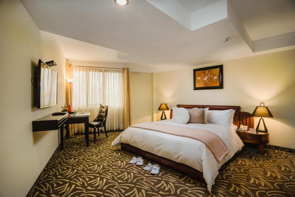 Lima Hotel Nobility room