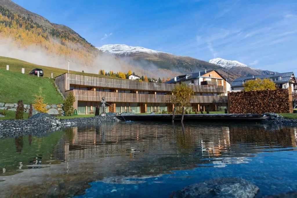 Relais & Châteaux IN LAIN Hotel Cadonau, hotel in Brail