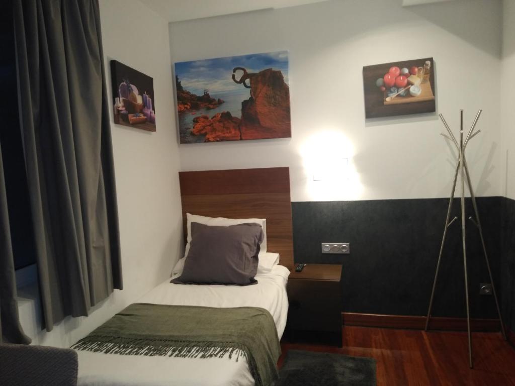 Hostal San Sebastian Centro - 5