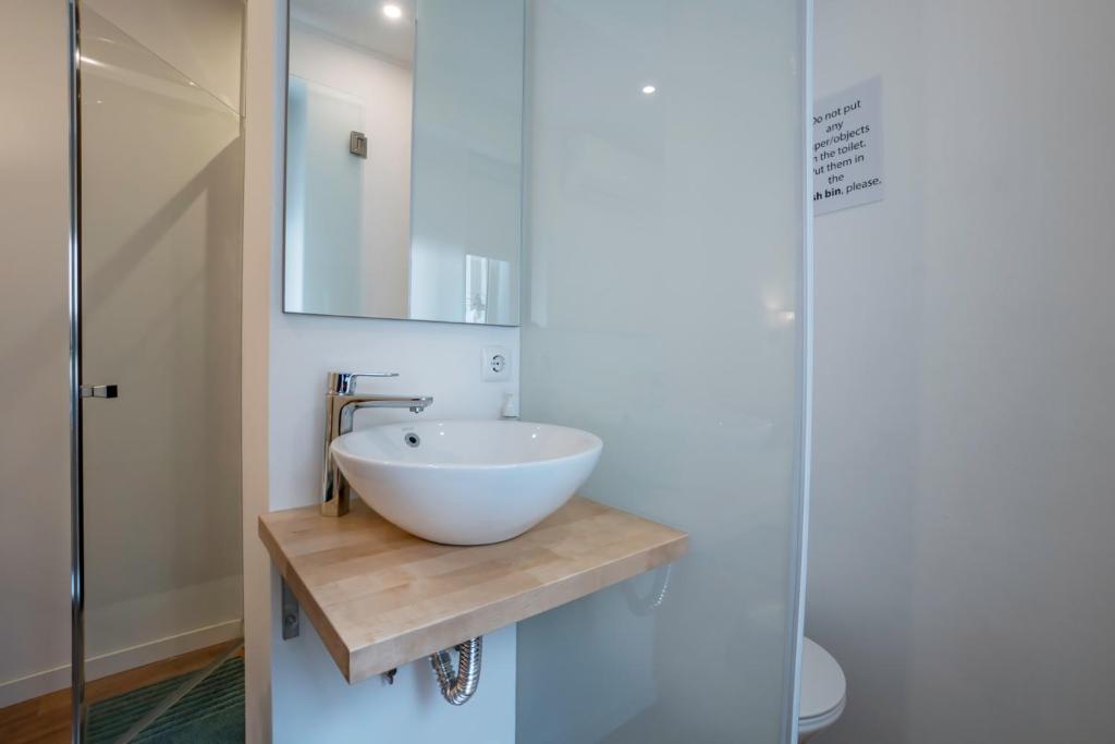 Beautiful Downtown Apartment photo