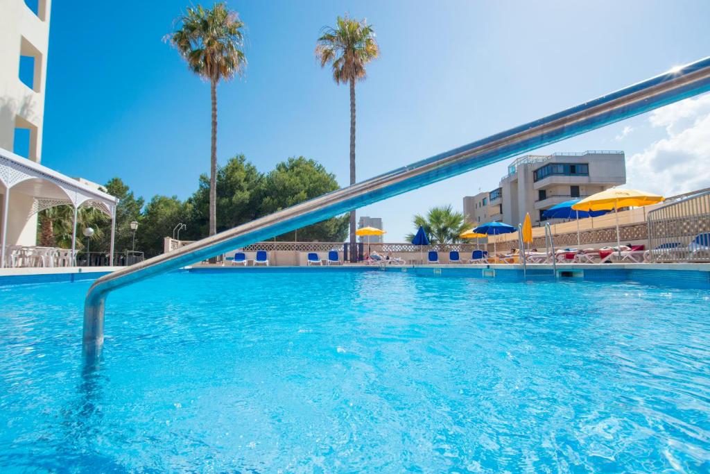 Hotel Santa Maria Playa — Swimming pool in Cala Millor, Balearic Islands
