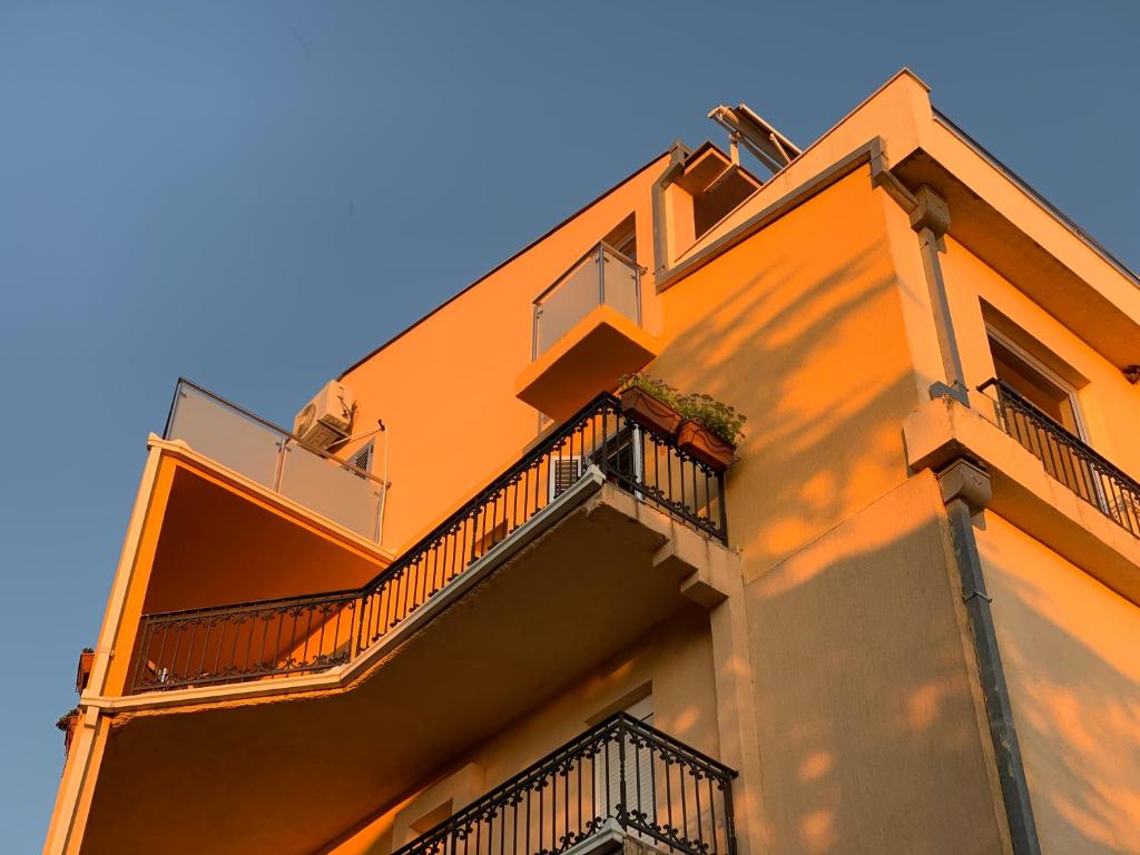 Regent Apartment - 2