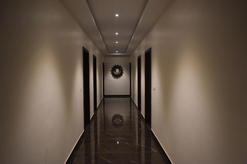 フロント・ロビー