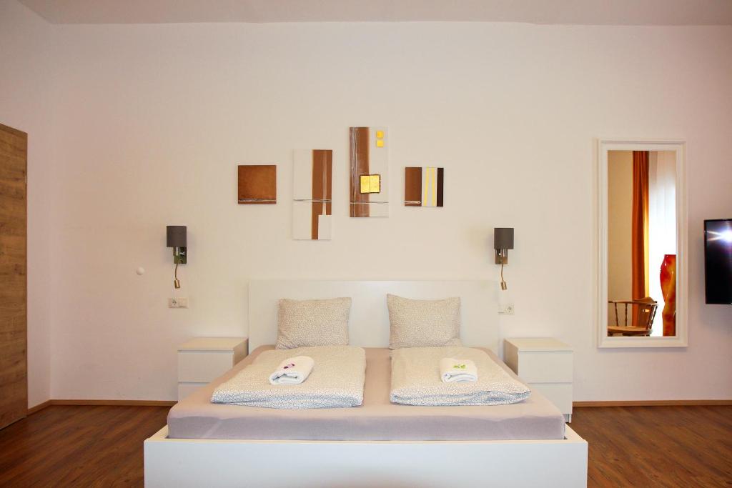 Nigler Innsbruck Apartment - 5