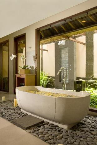 Kamandalu Ubud Resort