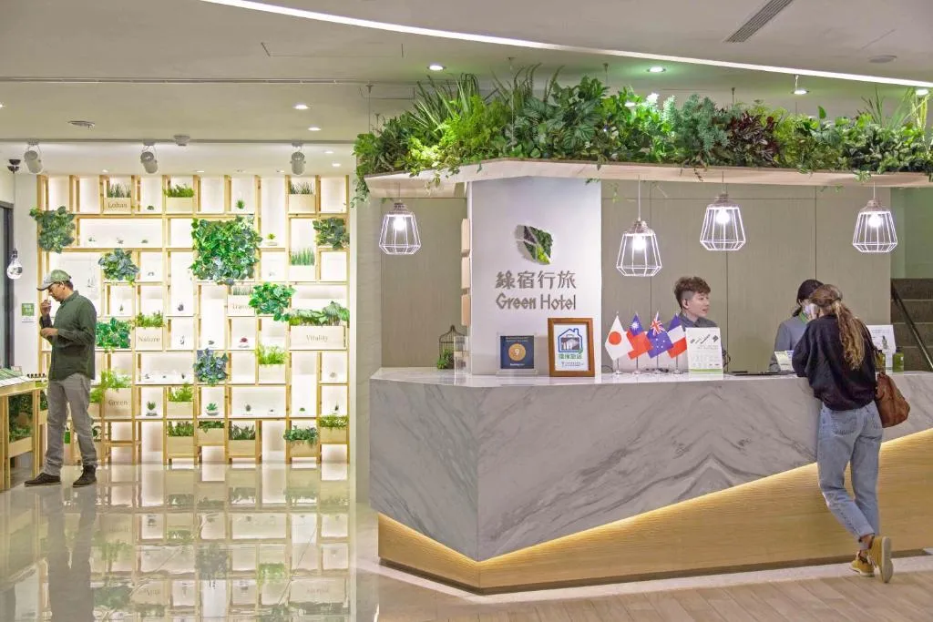 Green Hotel - West District, hotel in Taichung