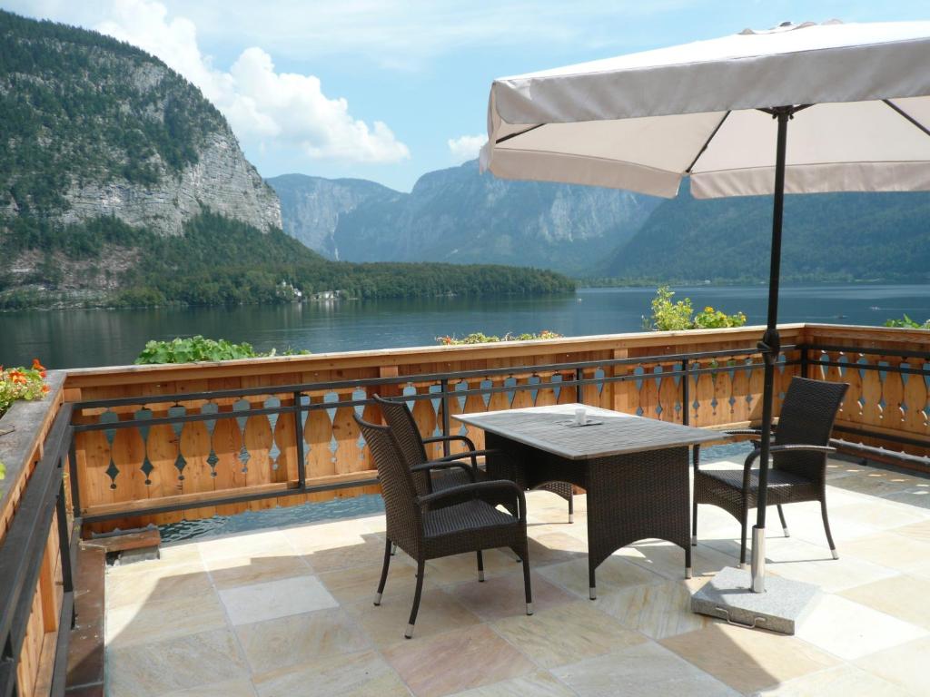 Balcony/terrace, Seehotel Gruner Baum in Hallstatt