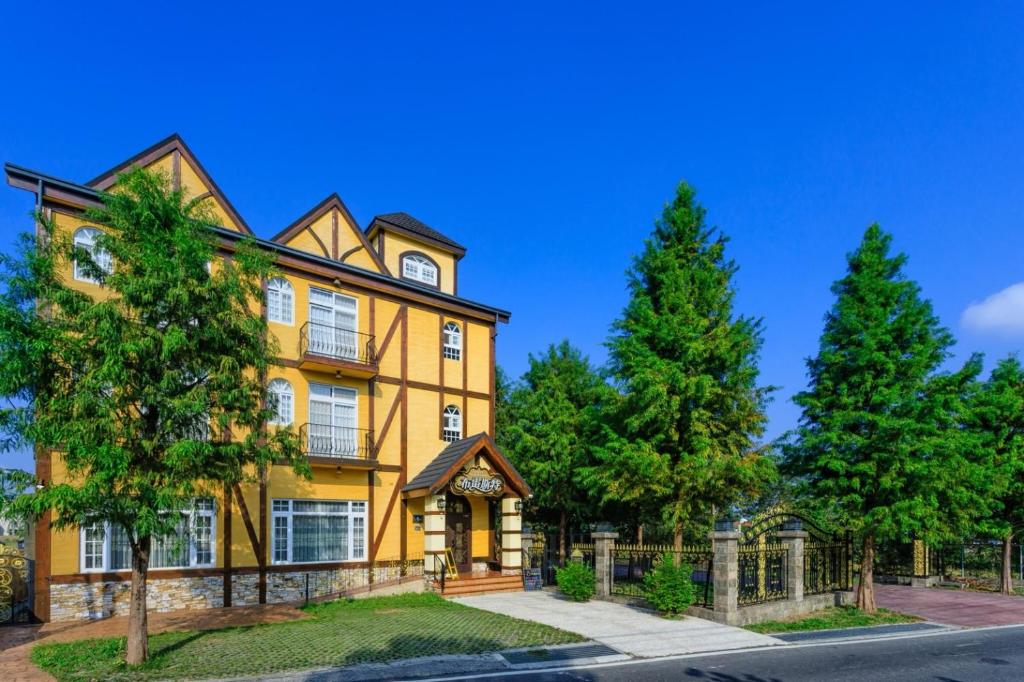 Brest Bed & Breakfast, Puli