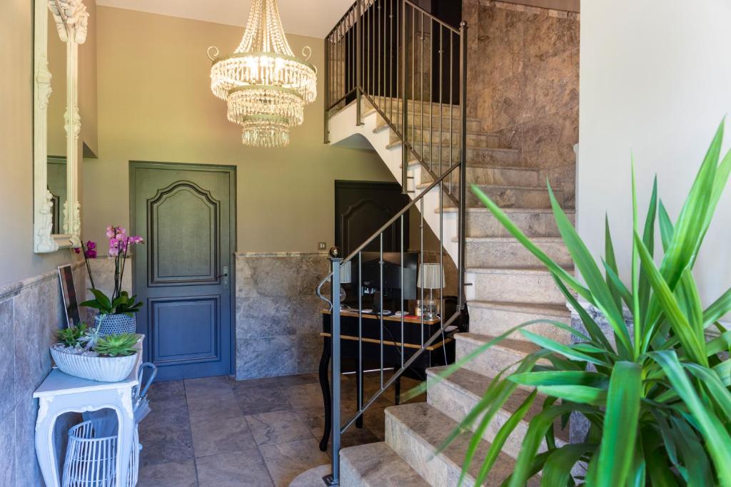 Château des Cinq Cantons - 2