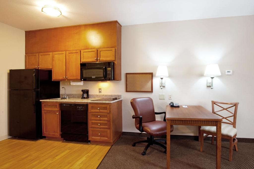 MainStay Suites Denham Springs - Baton Rouge East photo