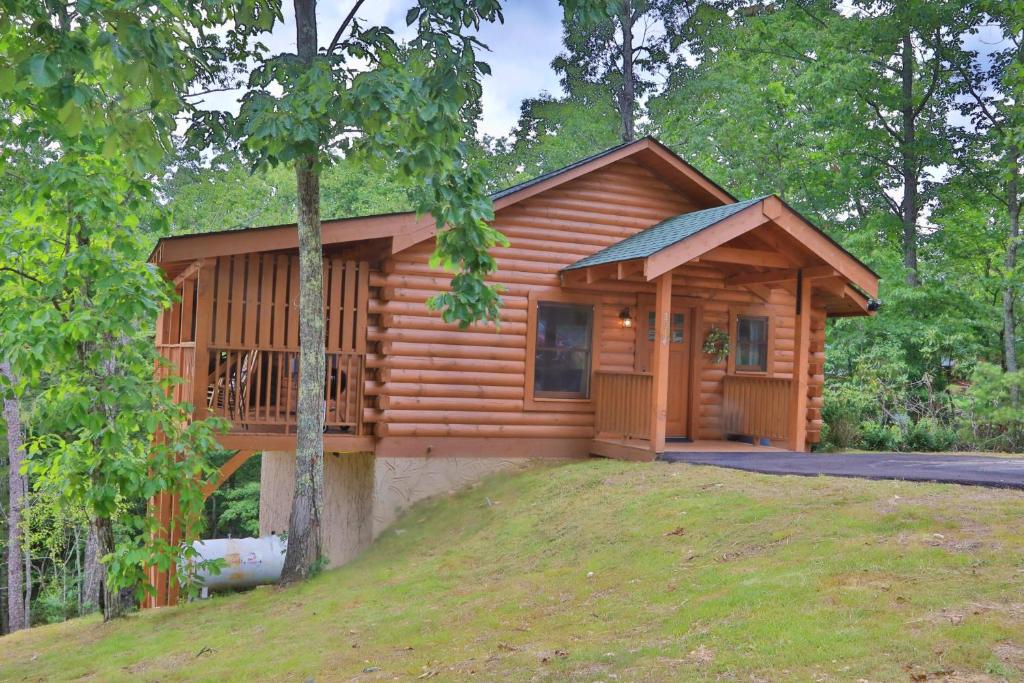 Blue Mist, Sevierville