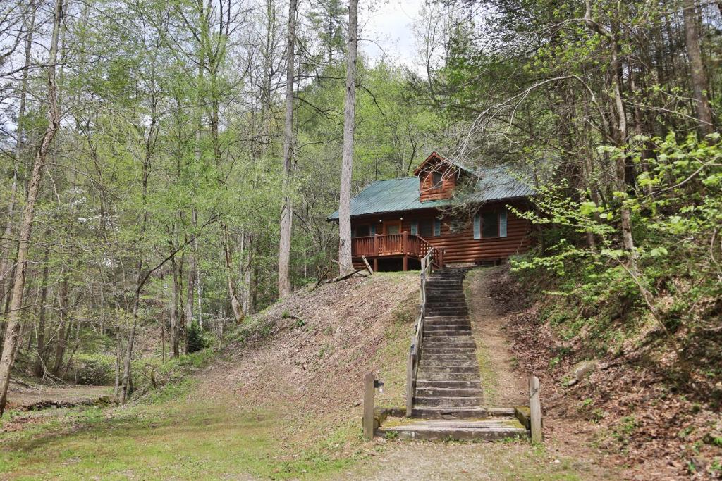 Lodge Between the Streams, Sevierville