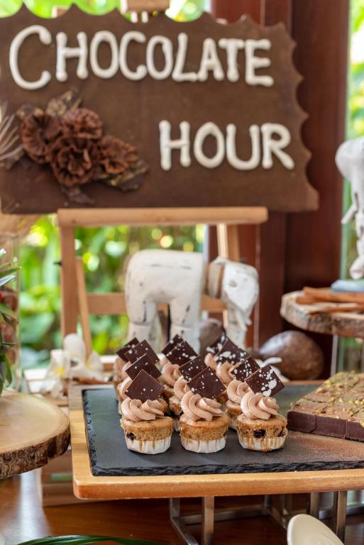 อาหารและเครื่องดื่ม